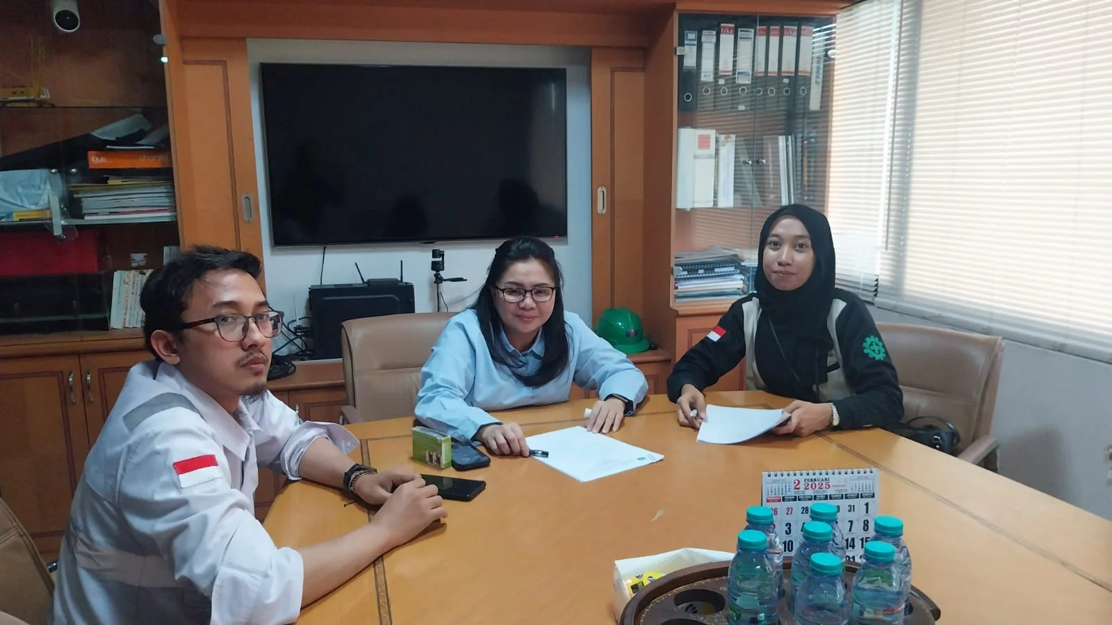 Dokumentasi-tanda-tangan-SPK-pekerjaan-SLO-tangki-PT-Harma-Contractor-Indonesia